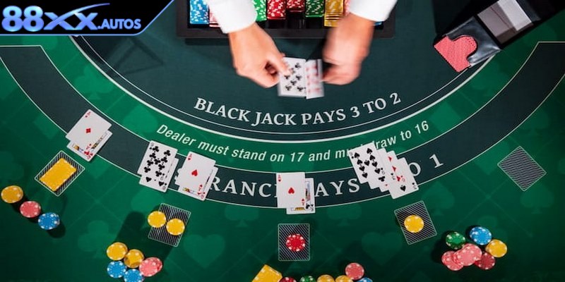 Blackjack là một trò chơi nổi tiếng, xuất hiện tại các sòng bạc lớn nhỏ